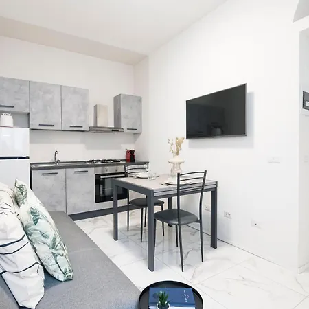 Easylife - Elegante Moderno E Accogliente - La Tua Oasi In Citta شقة ميلان